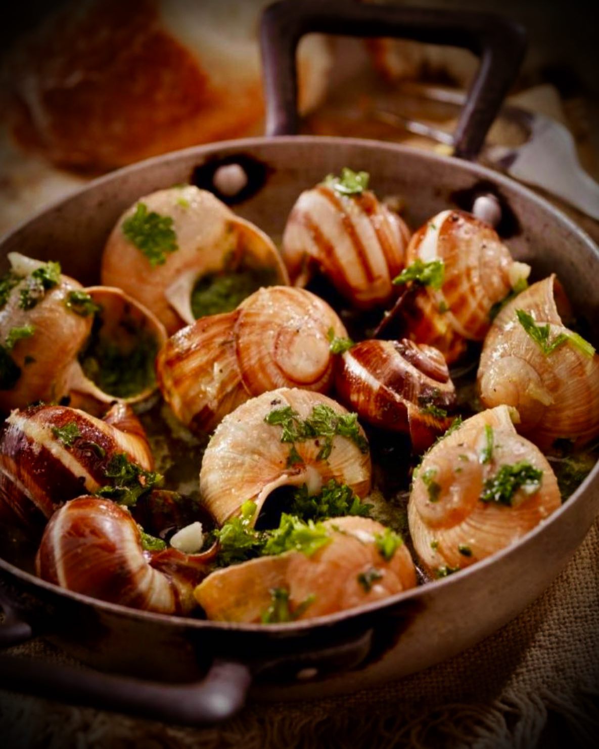 Escargot - Fresh snails served in our beautiful garlic butter, come & give this gorgeous starter a try…. 🐌🧄

#snails #escargot #mediterranean #french #bhamfoodie #bhamfood #foodblogger #brumbloggers #jq #jewelleryquarter #birmingham